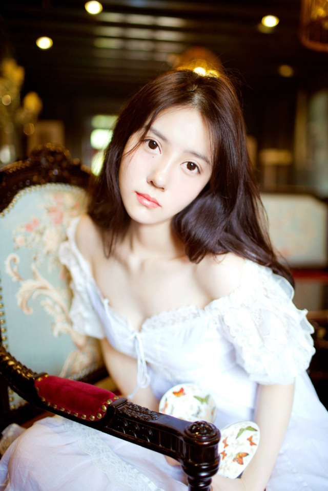 用一句话灭非诚勿扰所有女嘉宾的灯,俄希望娶一个处女。